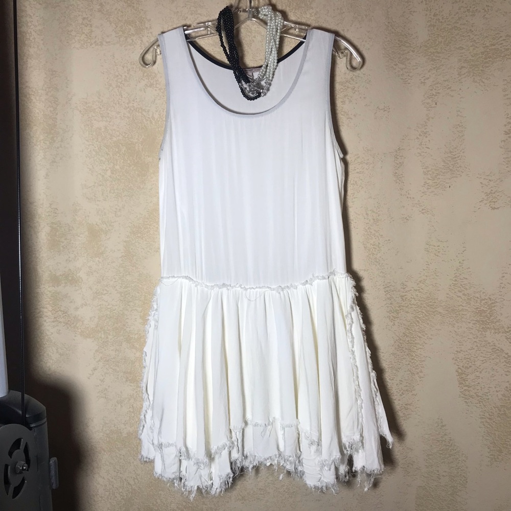 Blu Pepper Vintage Raw Hem; Small
